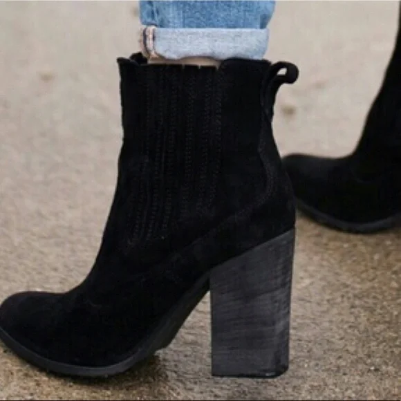 Dolce Vita Black Ankle Boots - Picture 13 of 13